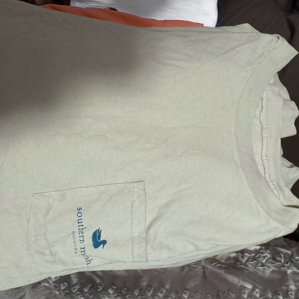 Southern Marsh Light Cream Tee with Blue Logo